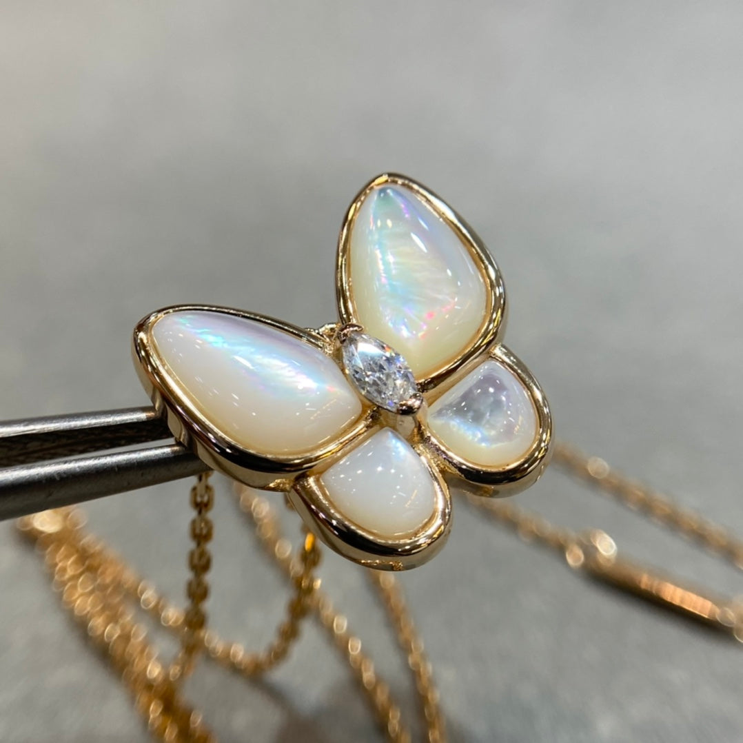 [RAFFINE]BUTTERFLY MOP DIAMOND NECKLACE