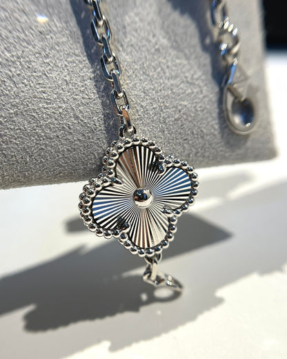 [RAFFINE] CLOVER 5 MOTIF LASER BRACELET COLLECTION