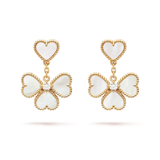 [RAFFINE]CLOVER SWEET WHITE MOP EARRINGS