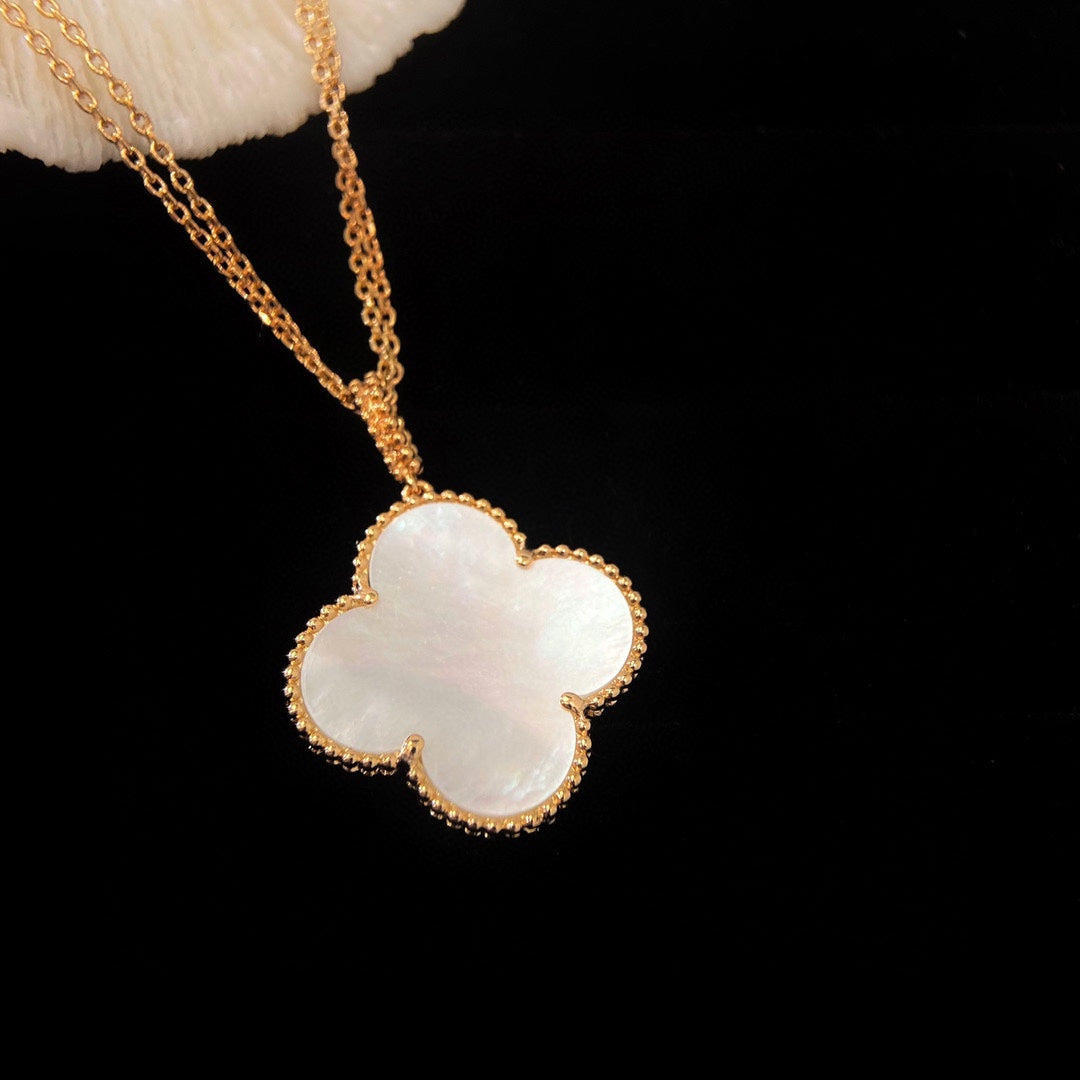 [RAFFINE]CLOVER 25MM MOP LARGE PENDANT NECKLACE