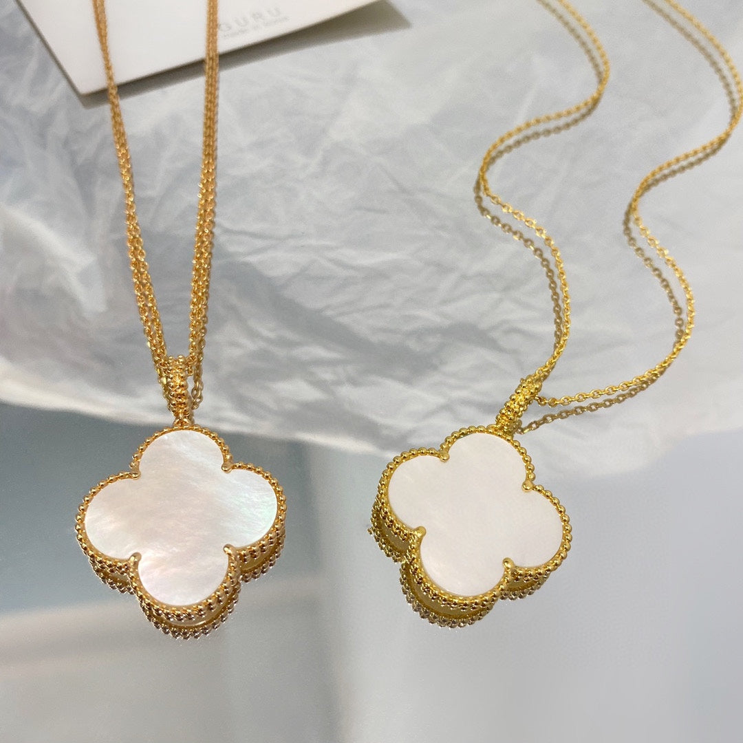 [RAFFINE]CLOVER 25MM MOP LARGE PENDANT NECKLACE