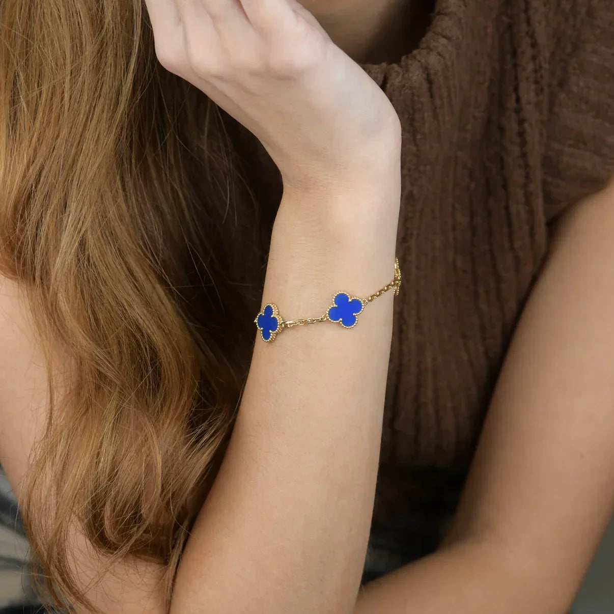 [RAFFINE] CLOVER 5 MOTIF BLUE AGATE BRACELET COLLECTION