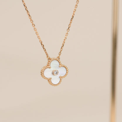 [RAFFINE]CLOVER 15MM DIAMOND WHITE FRITILLARIA NECKLACE