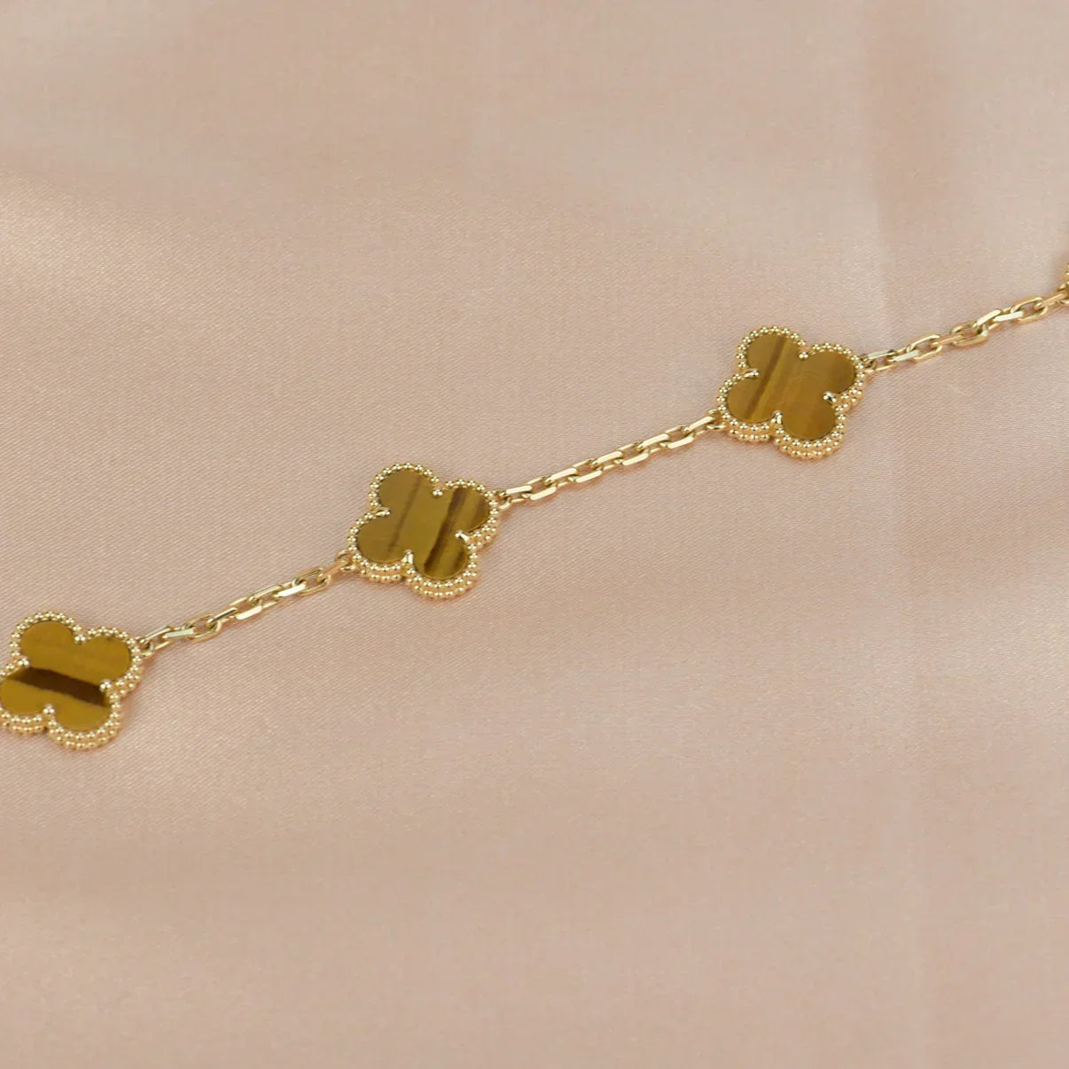 [RAFFINE] CLOVER 5 MOTIFS TIGER EYE BRACELET COLLECTION