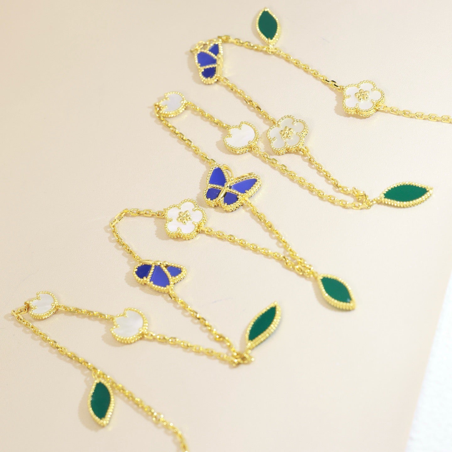 [RAFFINE]LUCKY SPRING BUTTERFLY 15 FLOWER NECKLACE