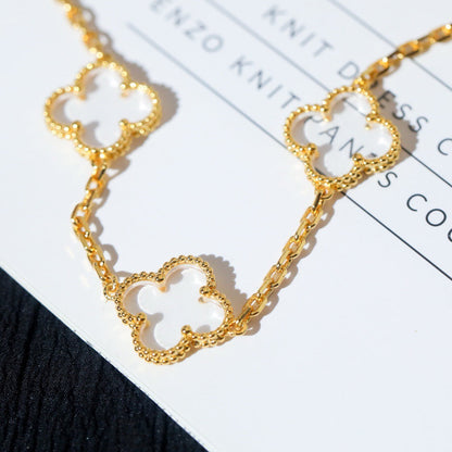 [RAFFINE]CLOVER 5 MOTIF ROCK CRYSTAL BRACELET