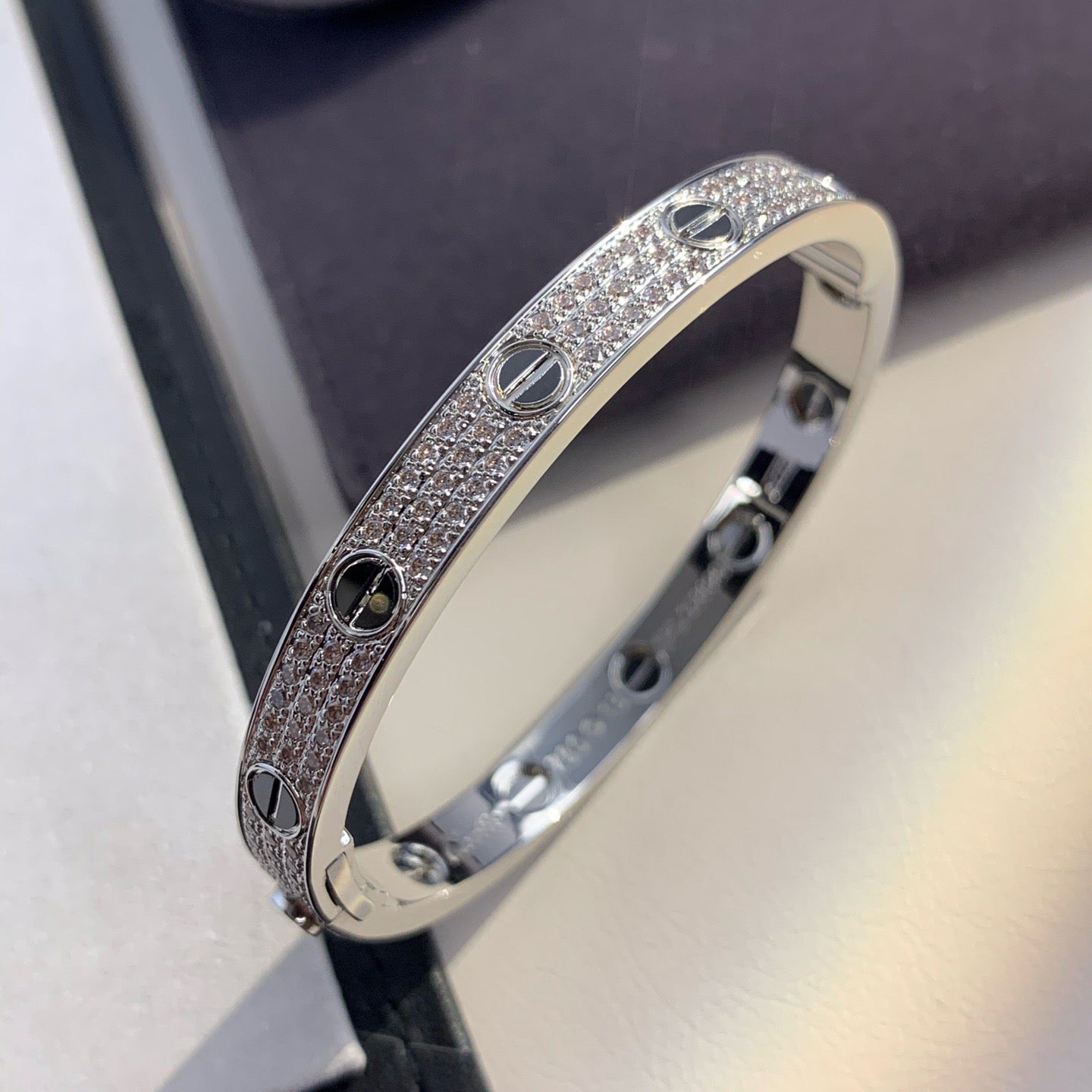 [RAFFINE]LOVE BRACELET 6.1MM DIAMOND-PAVED CERAMIC