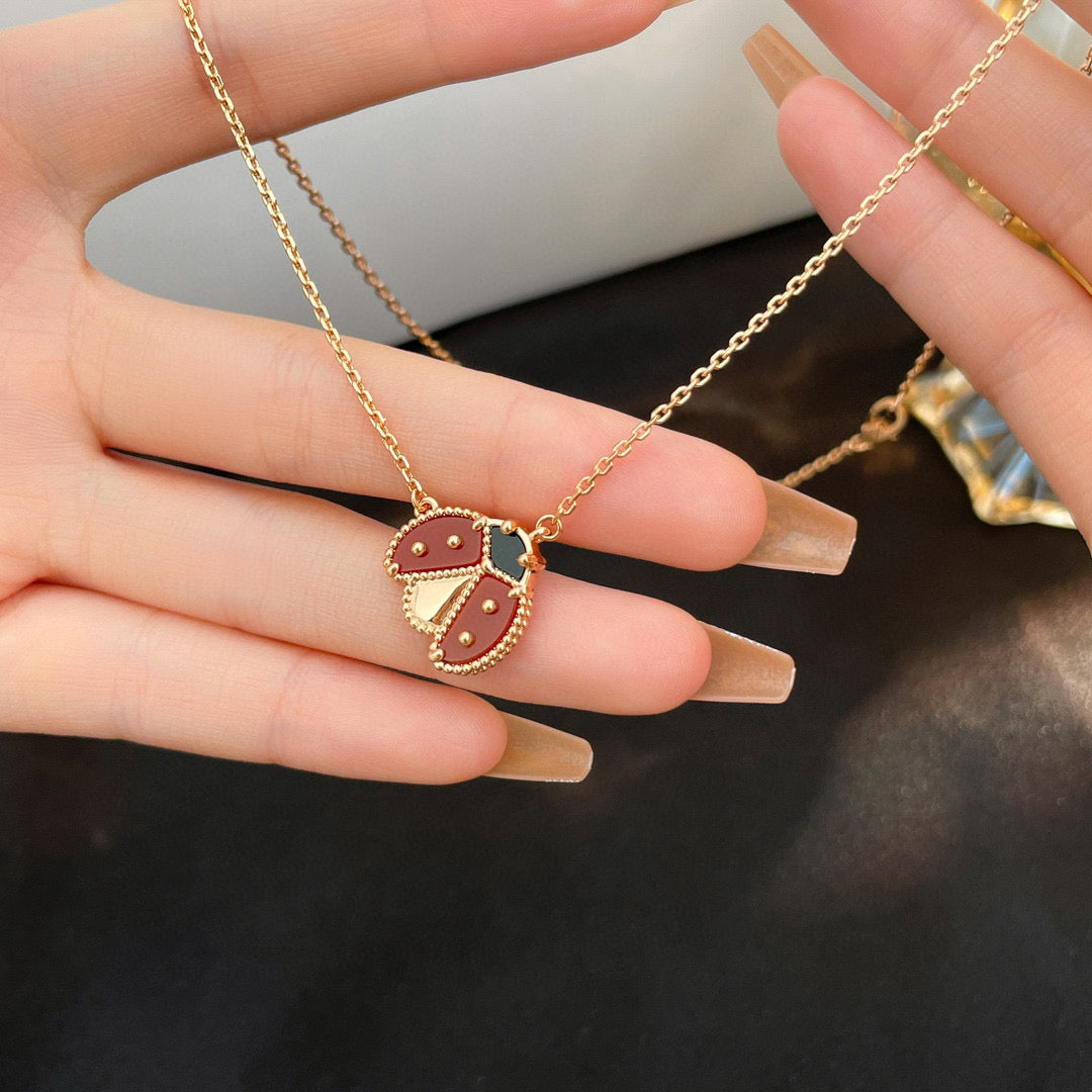[RAFFINE]LUCKY  CARNELIANS LADYBUG NECKLACE