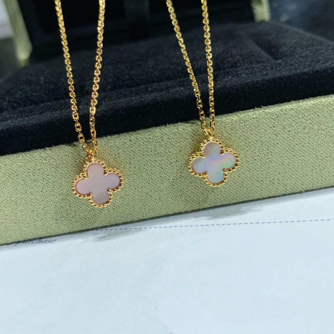 [RAFFINE]CLOVER 15MM PINK MOTHER-OF-PEARL SINGLE FLOWER NECKLACE