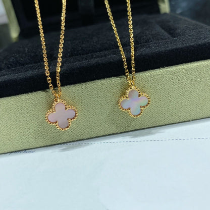 [RAFFINE]CLOVER 15MM PINK MOTHER-OF-PEARL SINGLE FLOWER NECKLACE