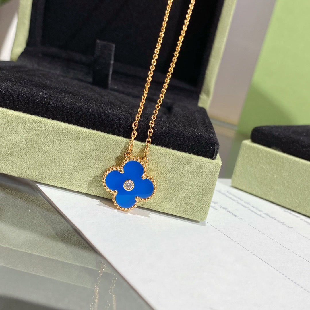 [RAFFINE]CLOVER 15MM DIAMOND AND BLUE AGATE NECKLACE