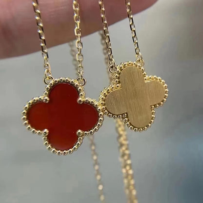 [RAFFINE]CLOVER 15MM CARNELIAN SINGLE FLOWER NECKLACE