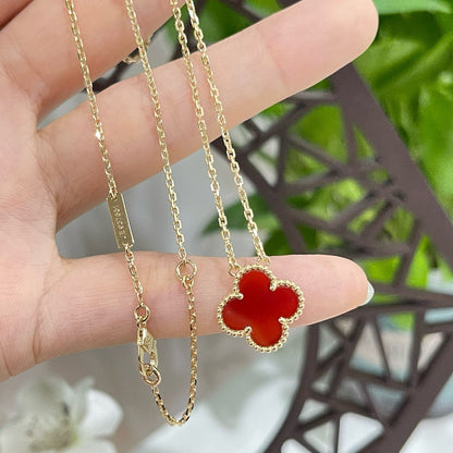 [RAFFINE]CLOVER 15MM CARNELIAN SINGLE FLOWER NECKLACE