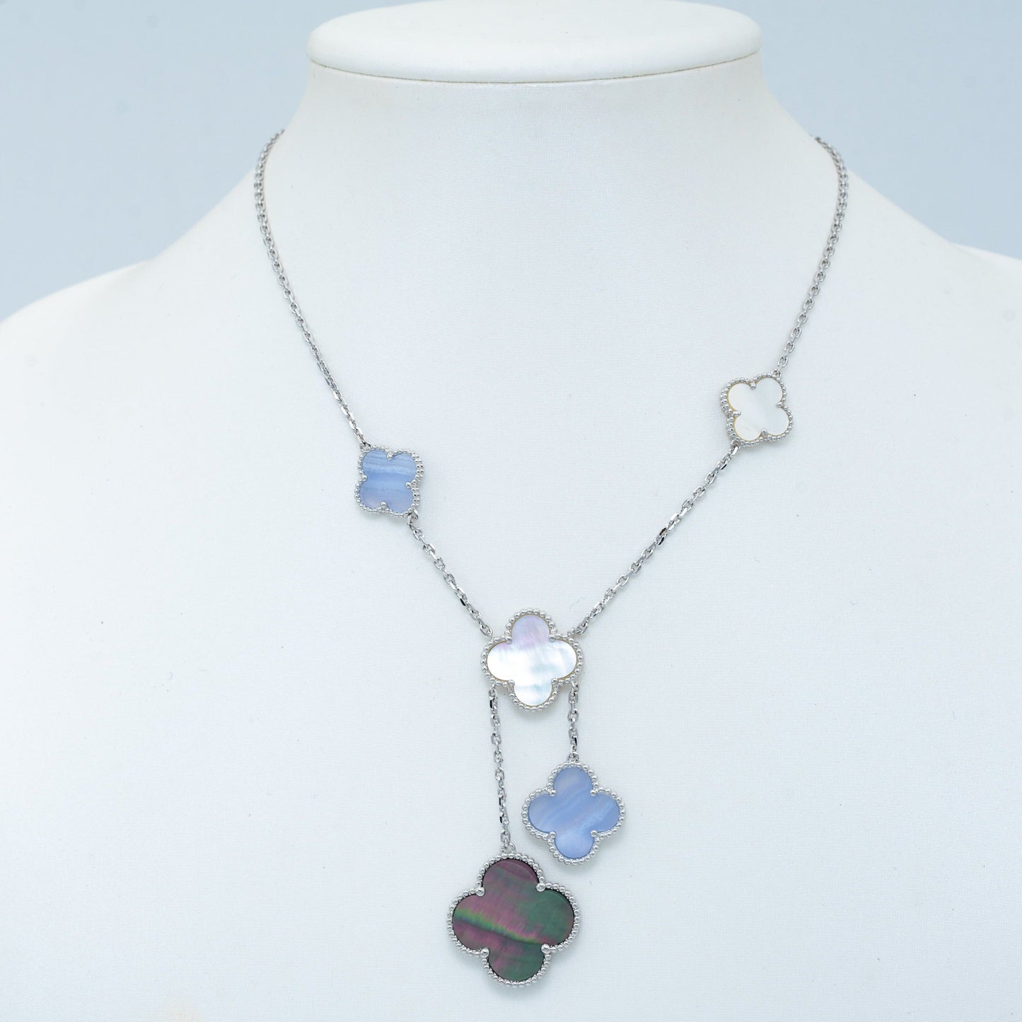 [RAFFINE]CLOVER MOP CHALCEDONY NECKLACE SILVER 6 MOTIF