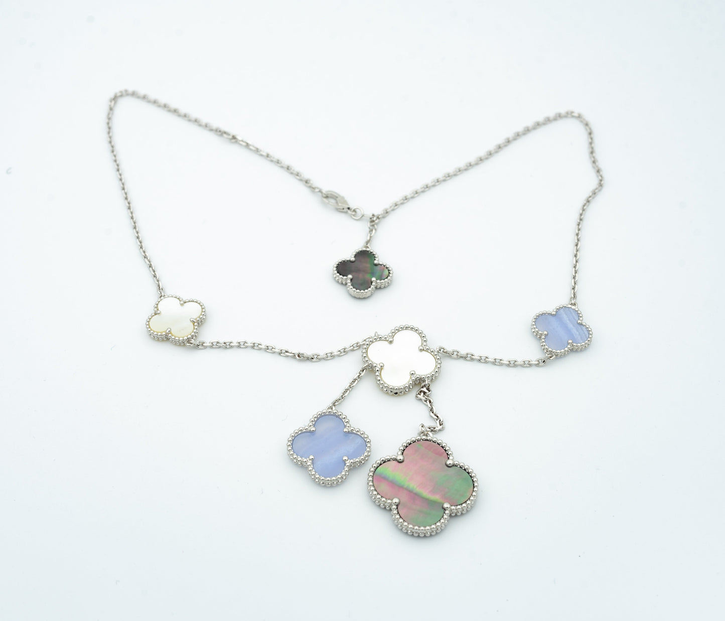 [RAFFINE]CLOVER MOP CHALCEDONY NECKLACE SILVER 6 MOTIF