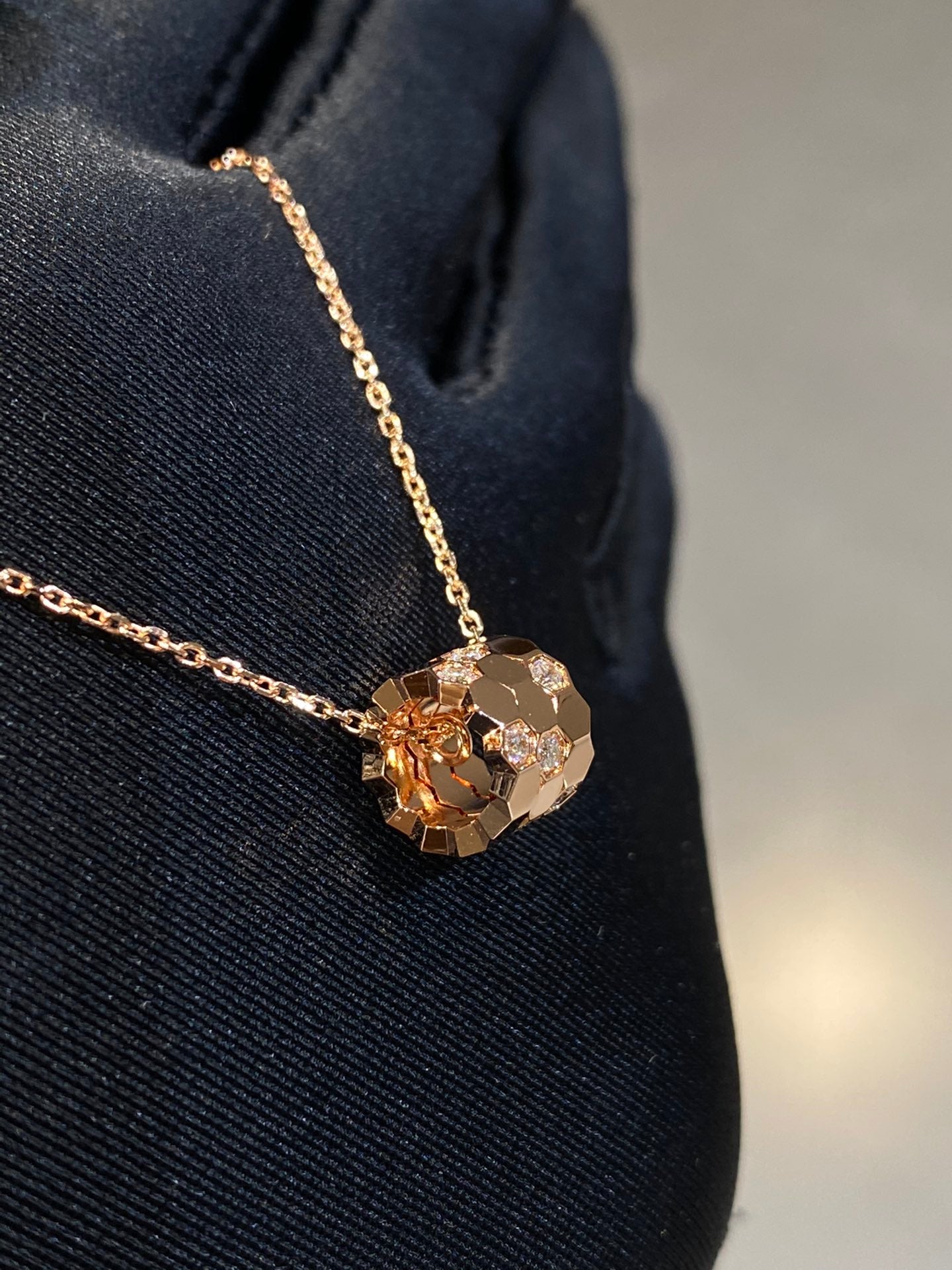 [RAFFINE]BEE LOVE DIAMOND NECKLACE