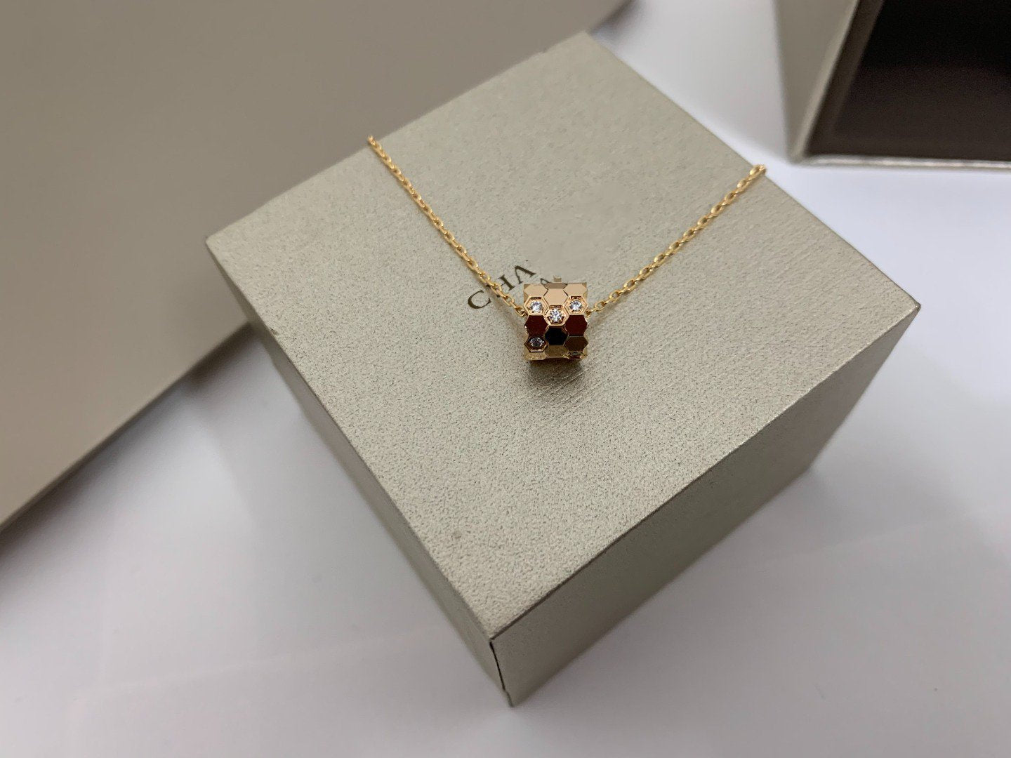 [RAFFINE]BEE LOVE DIAMOND NECKLACE