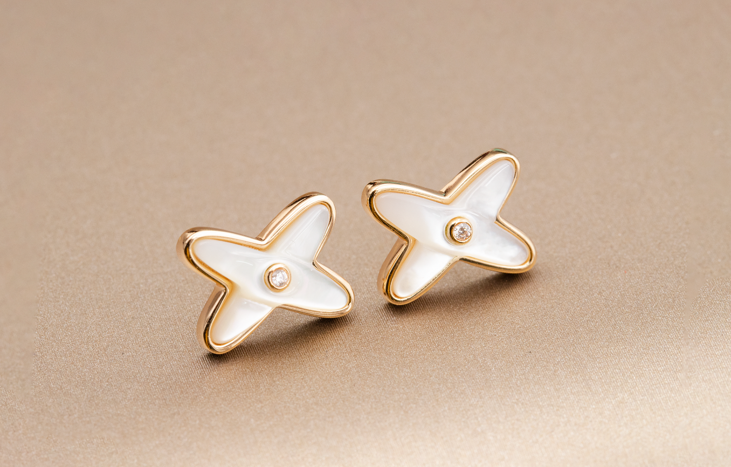 [RAFFINE]JEUX DE WHITE MOP ROSE GOLD DIAMOND EARRINGS
