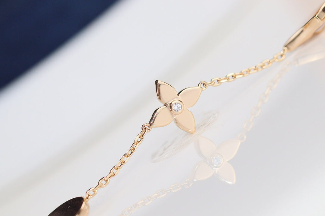 [RAFFINE]LEAF CLOVER BRACELET
