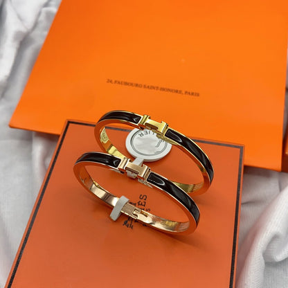[RAFFINE]CLASSIC HM CLIC BLACK 8MM ENAMEL BRACELET