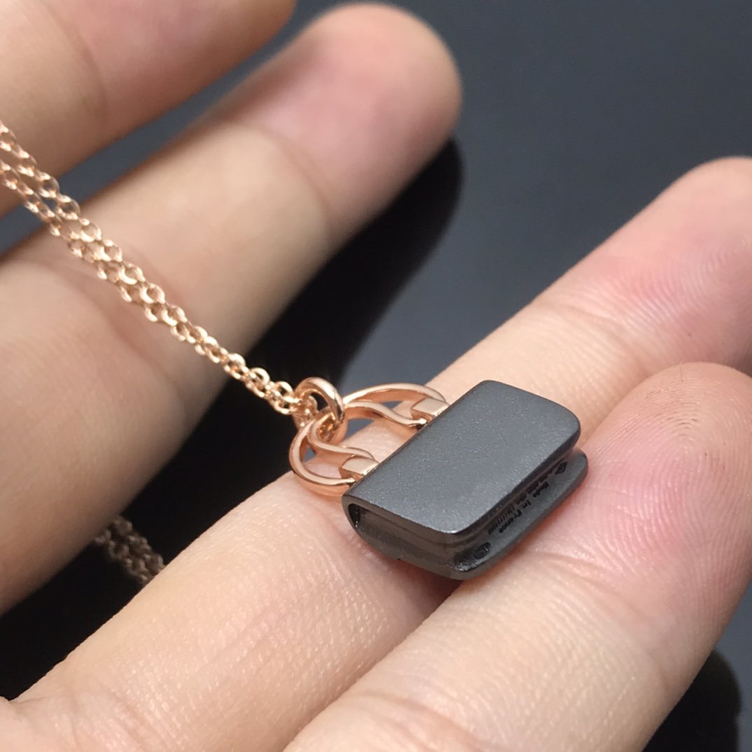 [RAFFINE]WOMEN'S HM AMULETTES CONSTANCE PENDANT NECKLACE