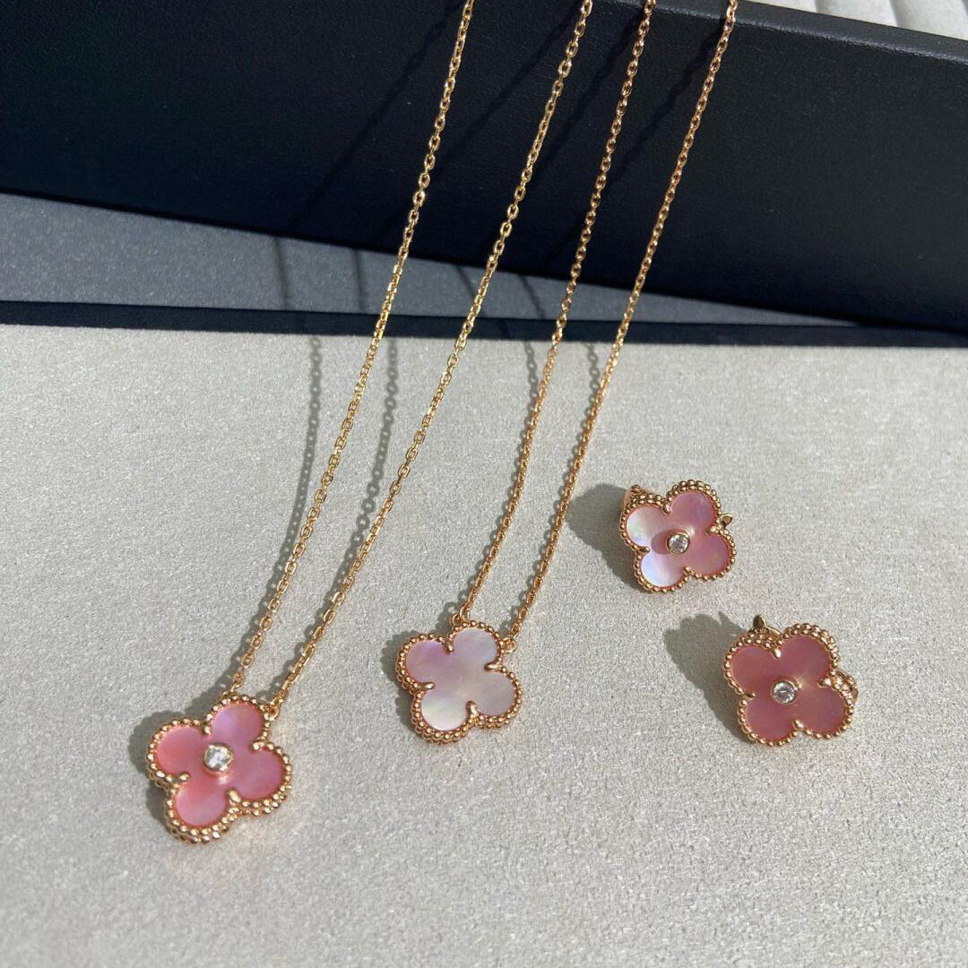 [RAFFINE]CLOVER 15MM DIAMOND PINK MOP NECKLACE