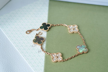 [RAFFINE] CLOVER 5 MOTIF GRAY MOP BRACELET COLLECTION