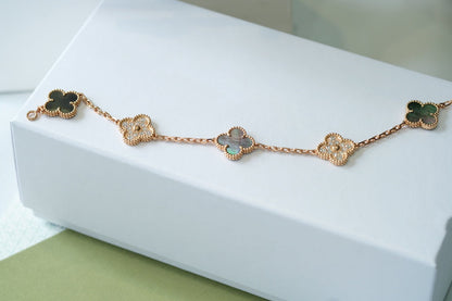 [RAFFINE] CLOVER 5 MOTIF GRAY MOP BRACELET COLLECTION