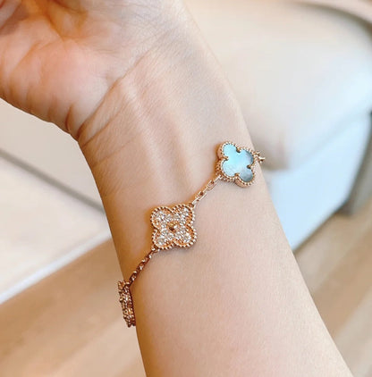[RAFFINE] CLOVER 5 MOTIF GRAY MOP BRACELET COLLECTION