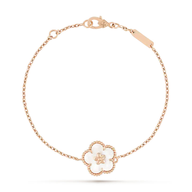 [RAFFINE]LUCKY WHITE MOP PLUM BLOSSOM  BRACELET