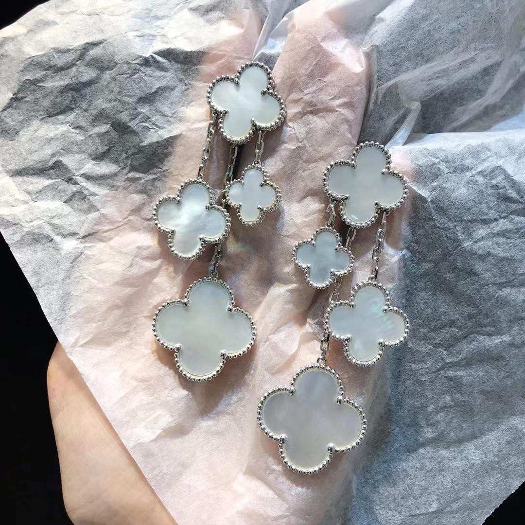 [RAFFINE]CLOVER EARRINGS WHITE MOP 4 MOTIFS SILVER