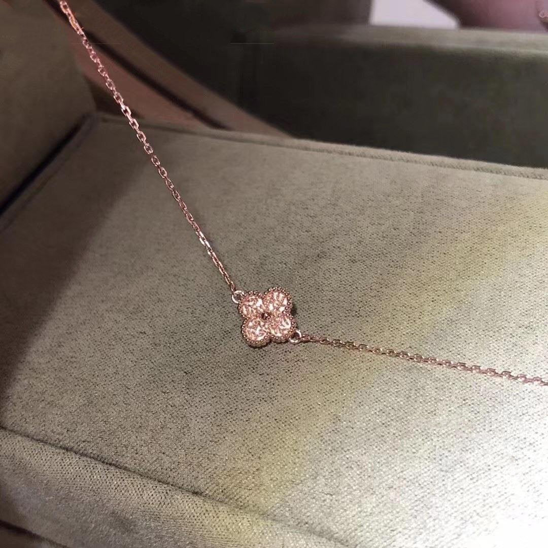 [RAFFINE]CLOVER SINGLE FLOWER BRACELET