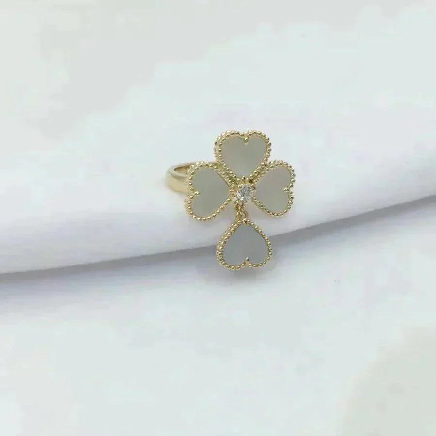 [RAFFINE]SWEET CLOVER WHITE MOP RING