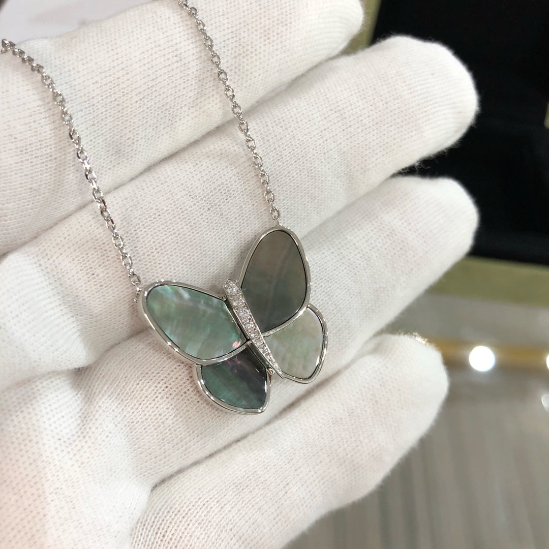 [RAFFINE]LARGE BUTTERFLY SILVER PENDANT DIAMOND NECKLACE