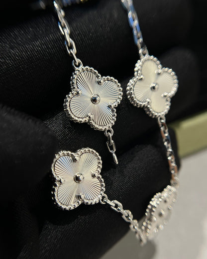[RAFFINE] CLOVER 5 MOTIF LASER BRACELET COLLECTION
